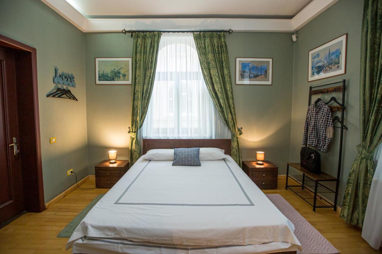 Bed and Breakfast Casa Chintoan - Adult Only à Constanţa Extérieur photo