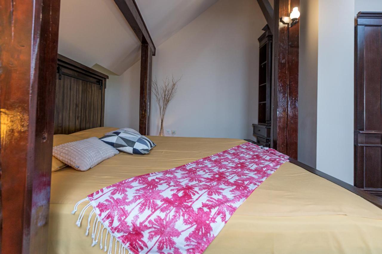 Bed and Breakfast Casa Chintoan - Adult Only à Constanţa Extérieur photo