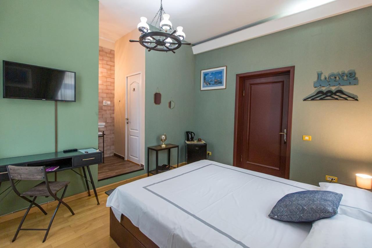 Bed and Breakfast Casa Chintoan - Adult Only à Constanţa Extérieur photo